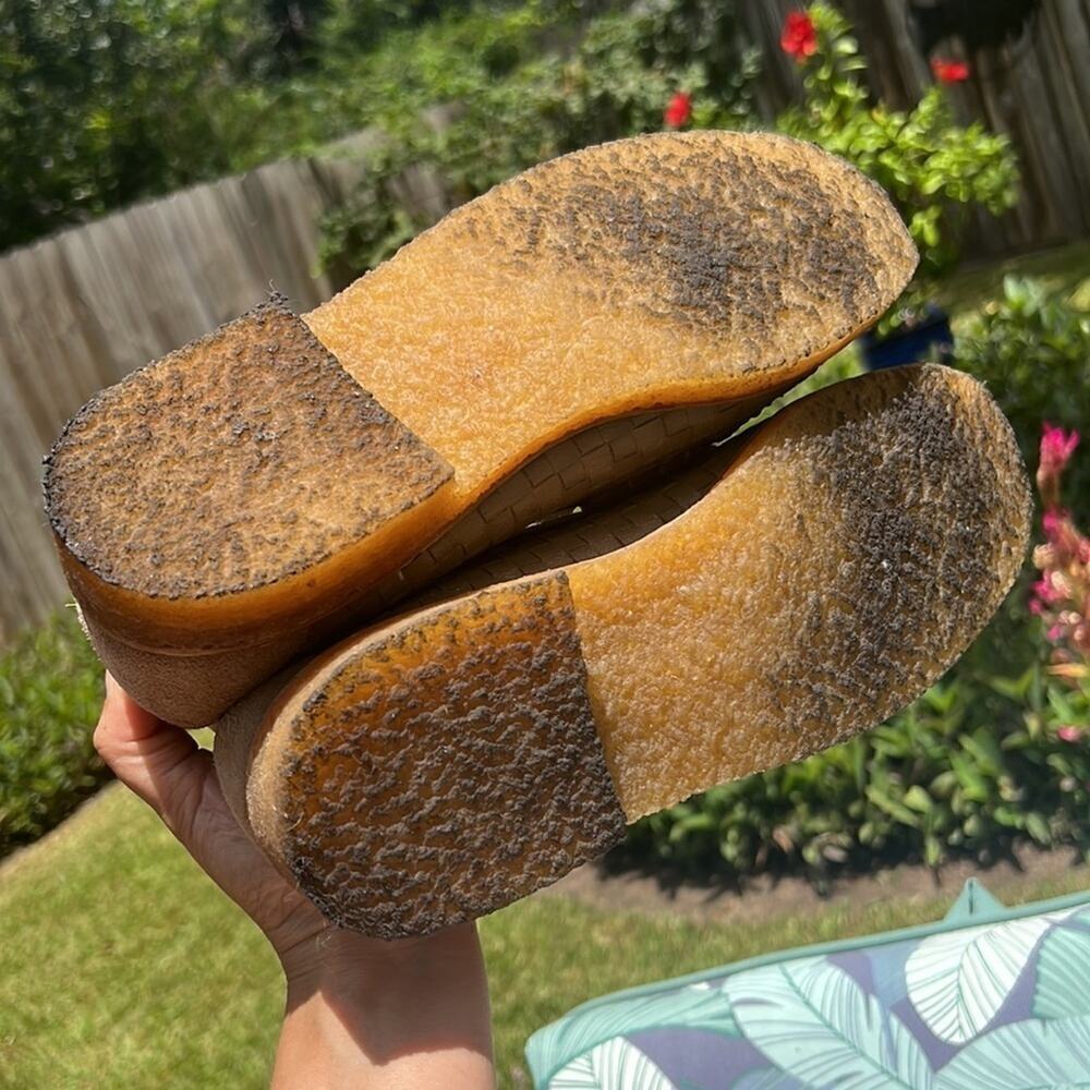 ▶️ G.H. Bass ◀️ Larson Woven Penny
Loafer In Sand. new condition.  Size 9 - Picture 13 of 16